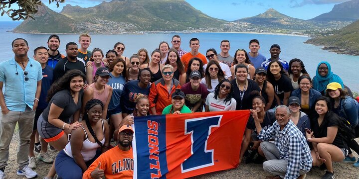Global Classrooms student group in Hout Bay