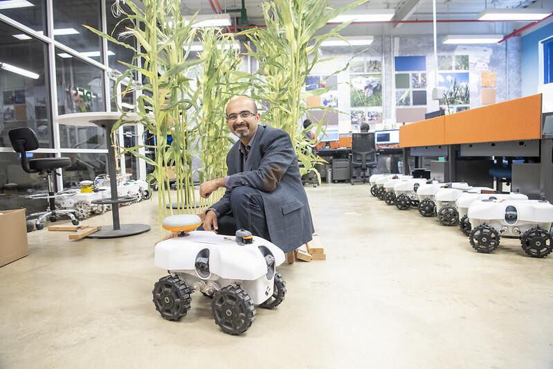 U of I researchers adapt robots to fight against COVID-19